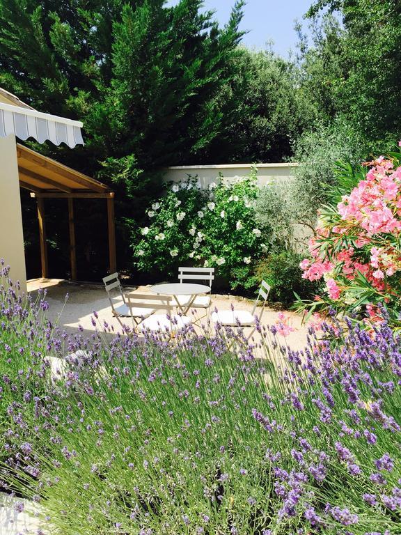 La Bastide Au Ventoux Bed & Breakfast Bedoin Ruang foto